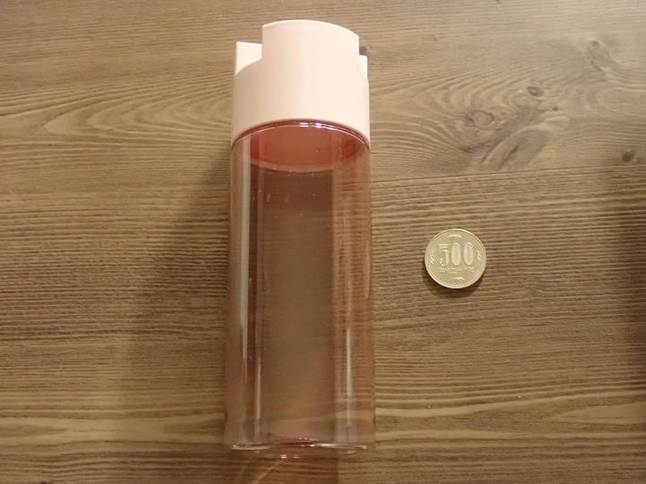 DAISO(ダイソー)：スマホが立てられるペンケース