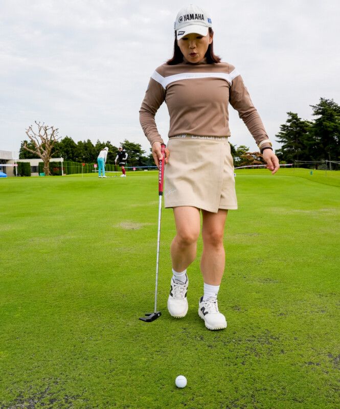構え、打ち方は無視！女子プロが教えるパットのコツをつかむ意外な練習法とは？