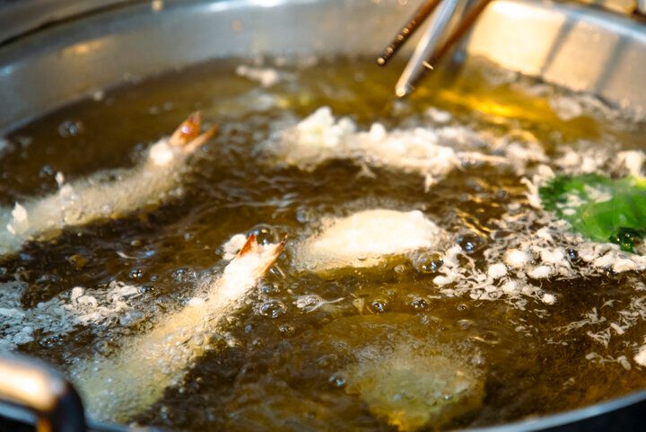 記憶に残るきしめん・味噌煮込みうどんを求めて、名古屋・東山公園の「Higashiyama Nikoten」へ