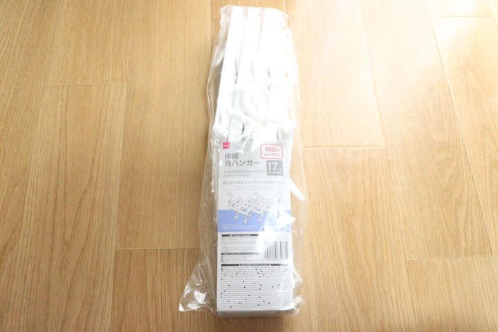 伸縮角ハンガー（17ピンチ） パッケージ