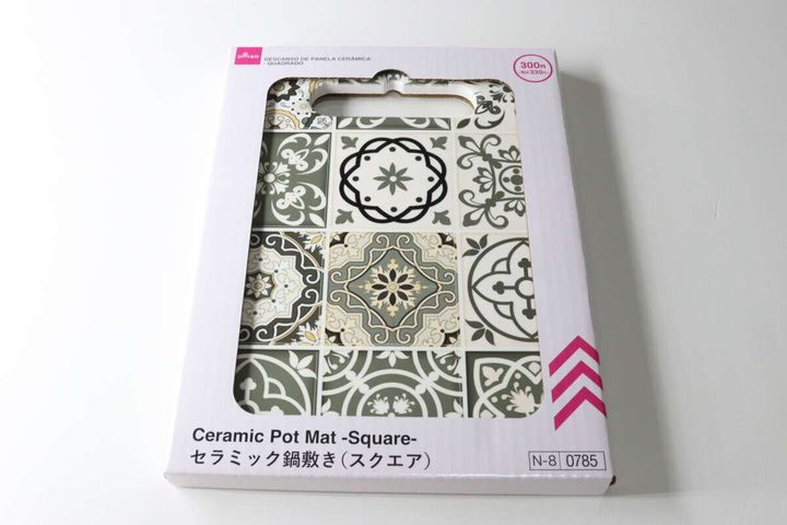 ダイソー セラミック鍋敷き（スクエア） パッケージ