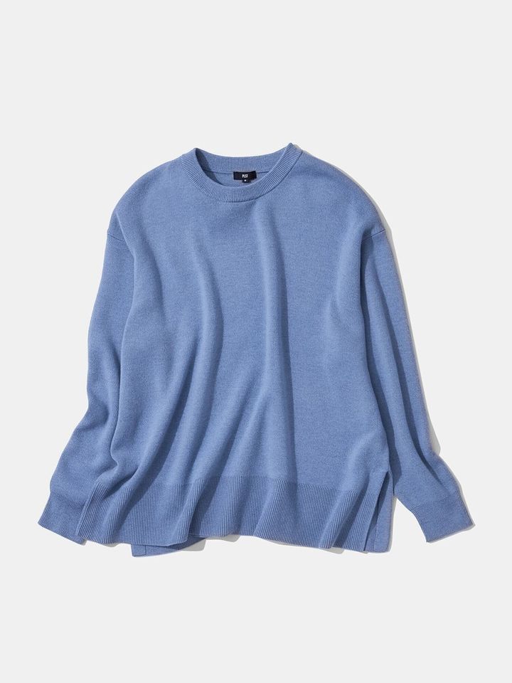 PLSTのウールミックススムースクルーネックセーター