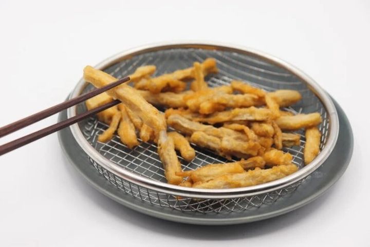 ダイソー ステンレス浅ザル（油切 皿19cm） 使用例