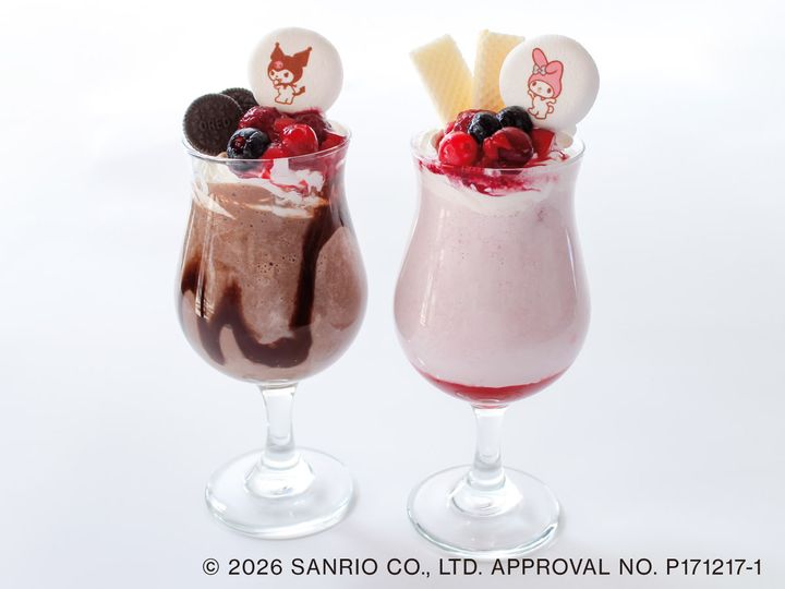 クロミの飲むチョコレートパフェ／マイメロディの飲むいちごパフェ 
