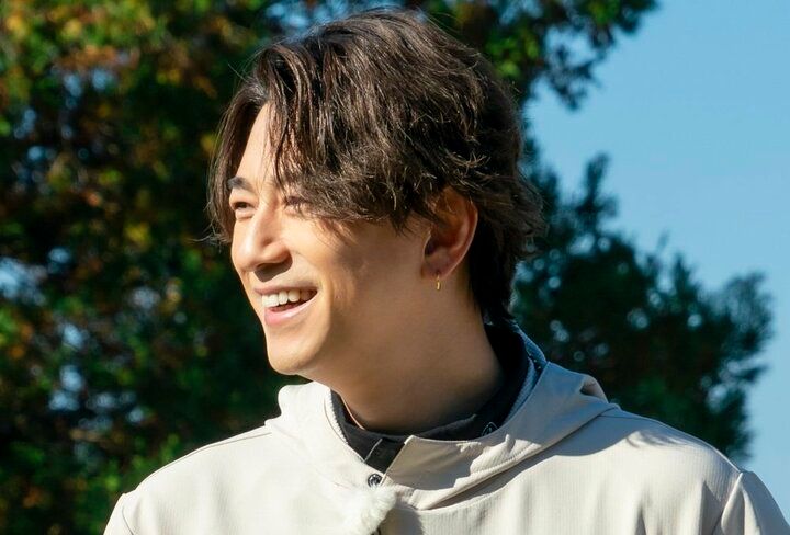 【写真・画像】「プロみたいなスイング」人気俳優・三浦翔平の“270ヤード越え”超ビッグドライブに橋本環奈が大興奮「サイコー！」 1枚目