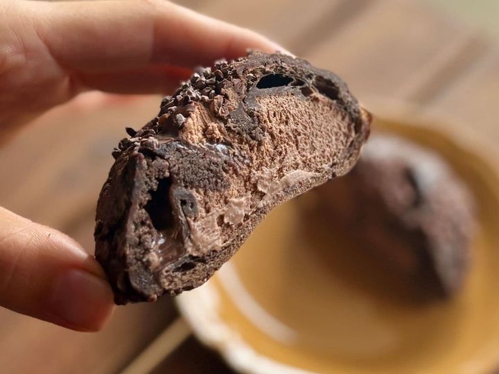 「もう普通のじゃ物足りなくなる」【ローソン】のショコラシューがプチご褒美に最適