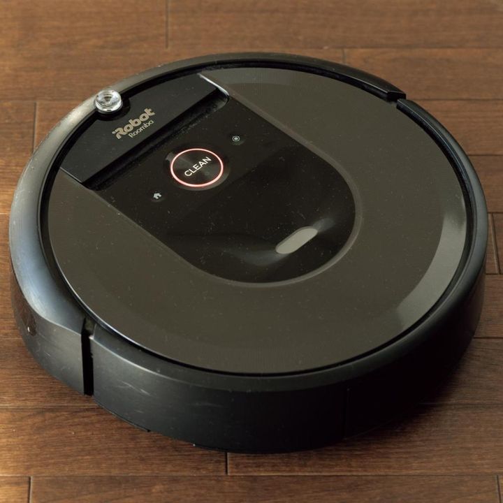 相棒のお掃除ロボット。よく働いてくれます。