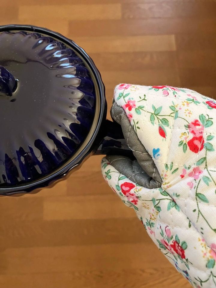 Seria(セリア)：オーブンミトン 小花