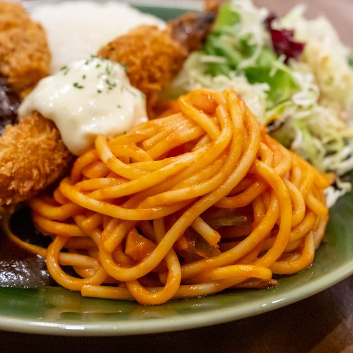 ハウステンボス／とっとっと「スペシャルトルコライス」ナポリタン