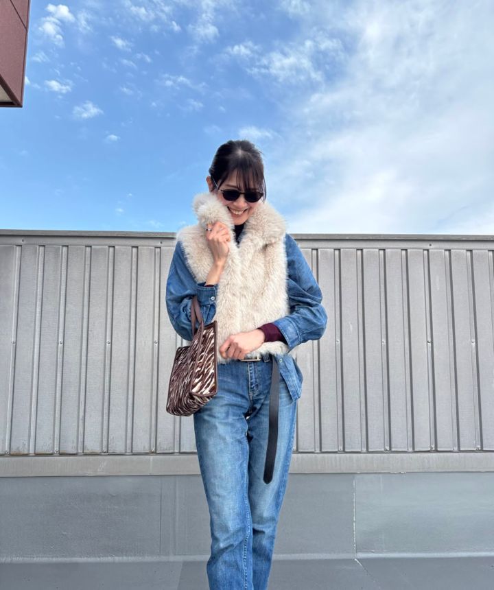 「ZARA」のフェイクファーベスト