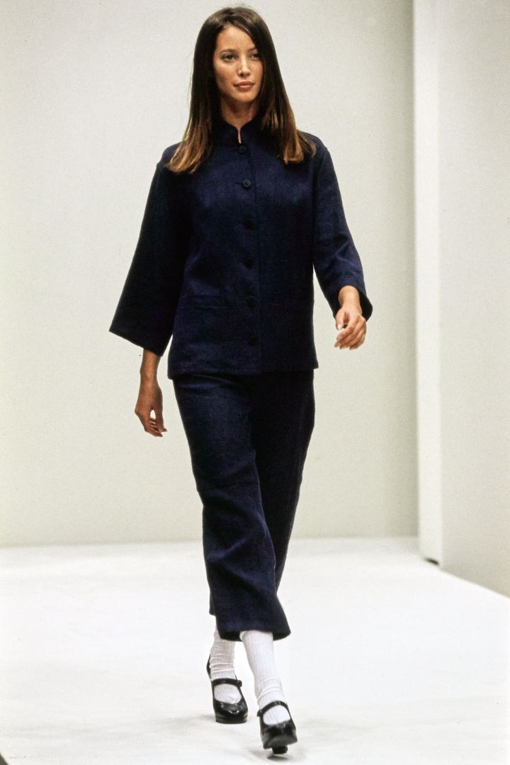 プラダ 1994年春夏コレクション。モデルはクリスティ・ターリントン。