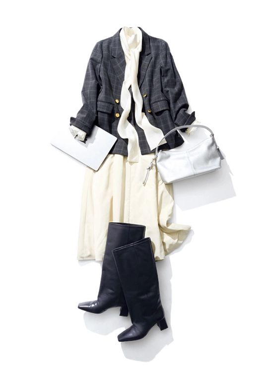 【毎日コーデ】他部署との会議はキリッと辛口モードで