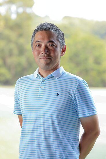 ミートできない原因は上体が崩れているから！万能スイングの作り方をレッスン