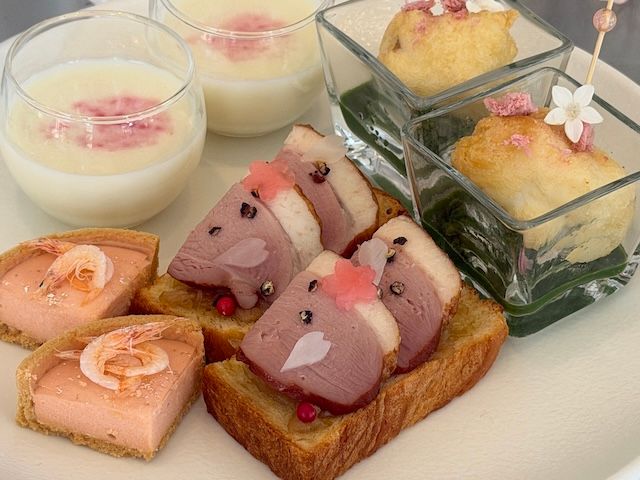 コラボレーションアフタヌーンティー