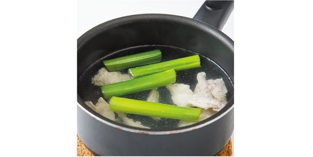 香味野菜として、肉や魚の臭み消しにも活躍します （C）安井ファーム／KADOKAWA