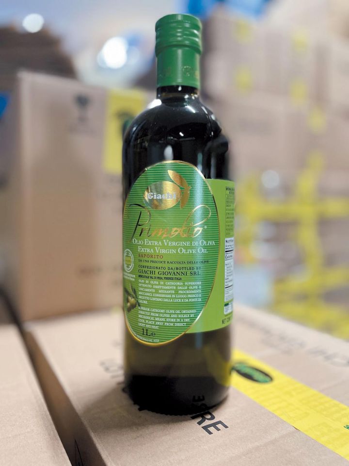 ●「ジャーキ プリモオーリオ エクストラ・ヴェルジネ 2023」1000ml 8100円／エトリヴァン