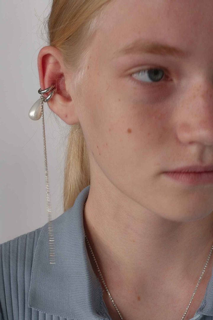 画像: 【MONDAY EDITION】Teardrop Pearl Crystalline Ear Cuff(Set)¥9,350 monday-editon.jp