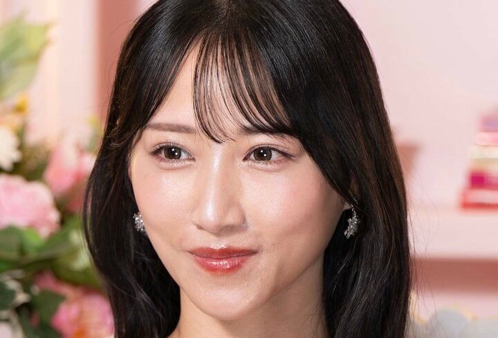 【写真・画像】「一晩で男が5〜6回入れ替わる」元AKB48の31歳モデル、衝撃の“交代制飲み会”の武勇伝が明らかに「誇張なしで日本一モテる」 1枚目