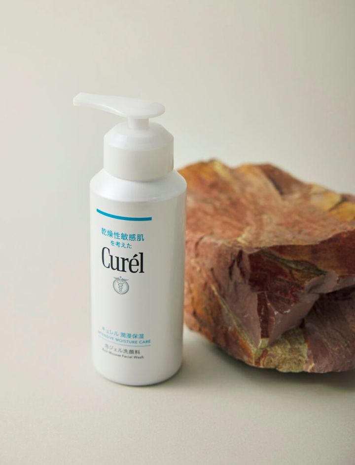 キュレル 潤浸保湿 泡ジェル洗顔料