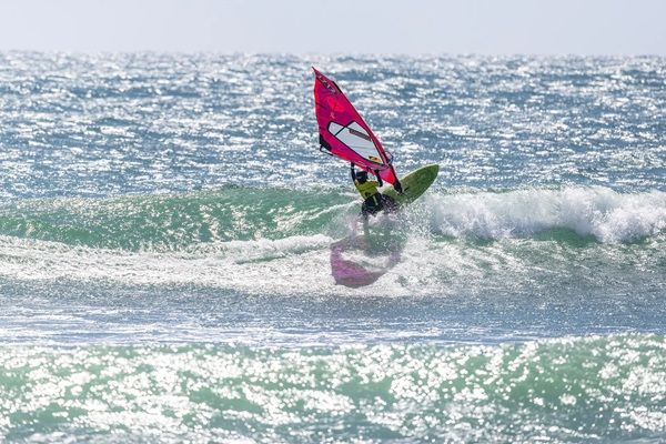 2025年ジュニア世界ウインドサーフィン・ウェーブ選手権で、日本勢が大活躍！