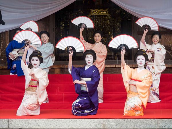 【神奈川県横浜市】幻の梅林で歴史と文化を体感できる「杉田梅まつり」ステージや飲食広場も登場して開催