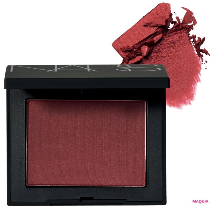 春新色でしたいトレンドメイク 与田祐希 NARS ブラッシュ N 961