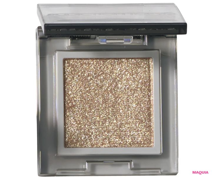 春新色でしたいトレンドメイク 与田祐希 アディクション ザ シングル アイシャドウ スパークル 101SP