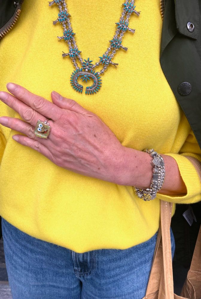 ターコイズのリュクスなネックレス＆スポンジ・ボブのリング