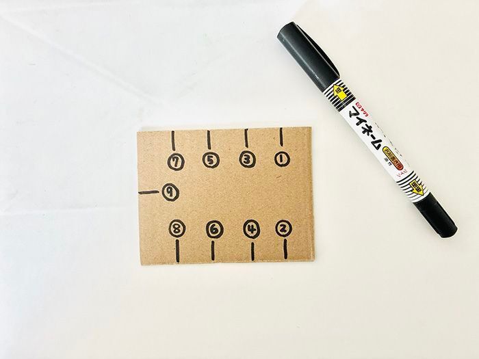 段ボールの端っこで『ミサンガ織り機』ができちゃった♡サクサク作れて楽しい～！