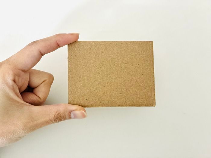 段ボールの端っこで『ミサンガ織り機』ができちゃった♡サクサク作れて楽しい～！