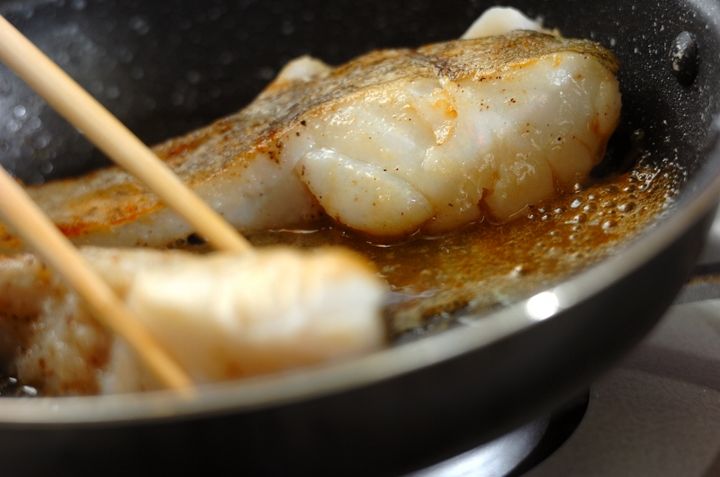 旬のたらをあっさり美味しく！バターポン酢焼きの作り方3