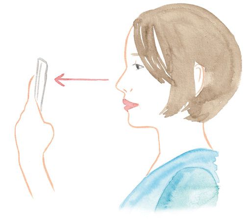スマホ首は老化のモト！目線は上を意識しましょう