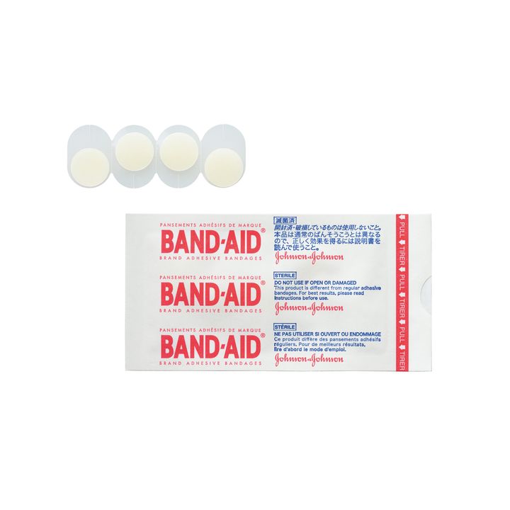 バンドエイド®顔用パッチ（化粧品）16枚 888円