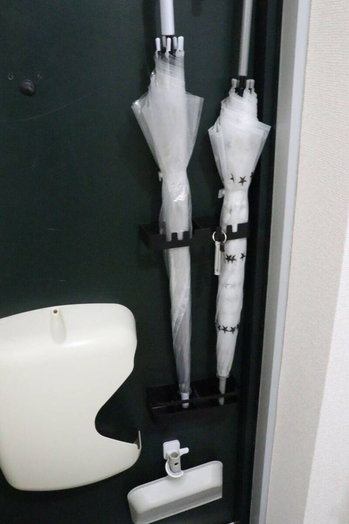 傘立て（4本、マグネットタイプ、黒） 使用例