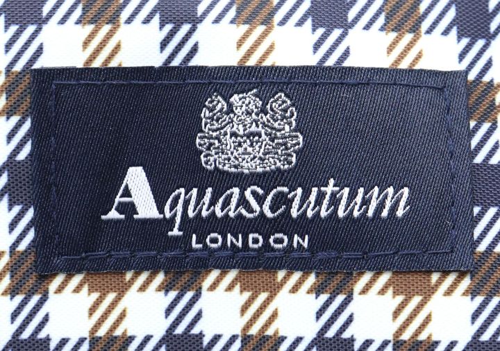 宝島社雑誌付録ＧＬＯＷ3月号のアクアスキュータムの大容量ボストンバッグ3