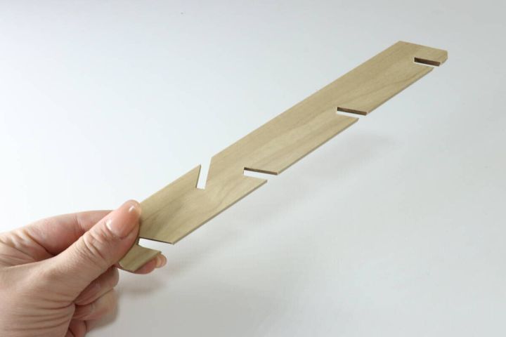 セリア ディスプレイスタンド 4段タイプ デザイン