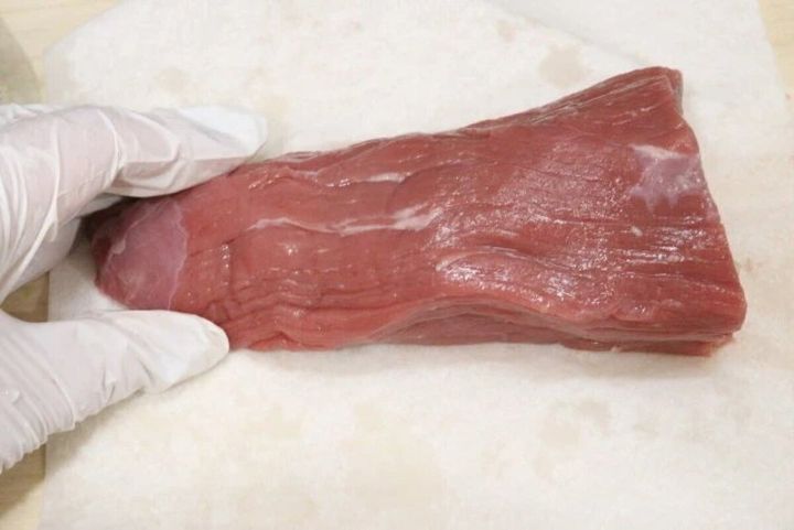 ダイソー 肉と魚のドリップ吸収シート（16枚） 使用例 肉