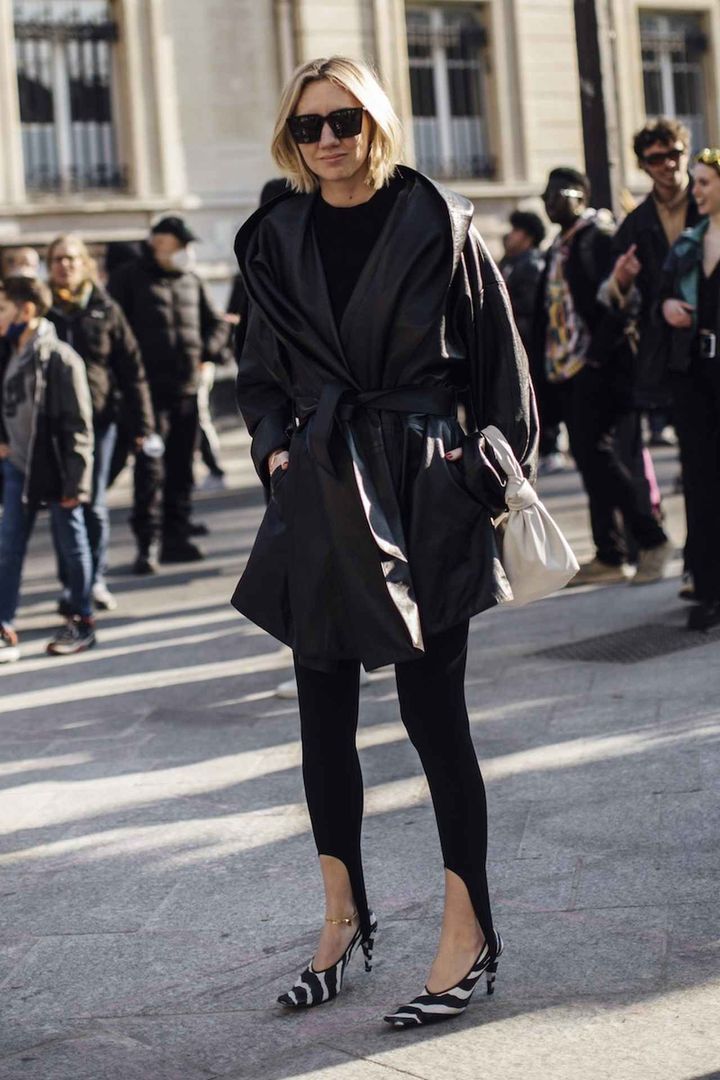 画像: 黒を基調としてハンサムに