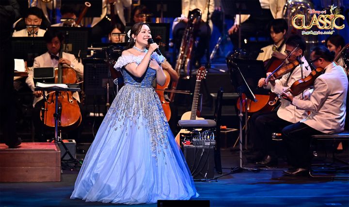 「夢はひそかに」「ビビディ・バビディ・ブー」「これが恋かしら」
