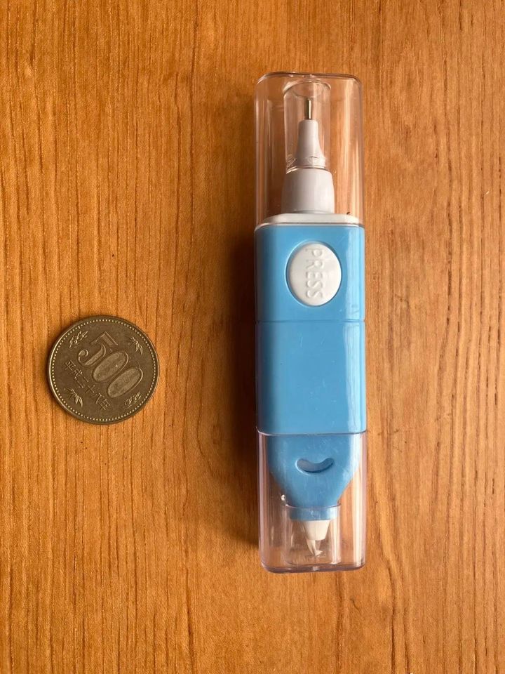 Seria(セリア)：修正リキッド＆テープ