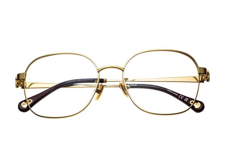 ジャパンメイドのアイウエア。（クロエ／ケリング アイウエア ジャパン カスタマーサービス）