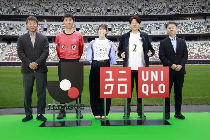 画像5: Jリーグとユニクロがパートナーシップ契約！『UTme!』体験で内田篤人氏「“しかお”のスタンプを入れないとジーコに怒られる…」