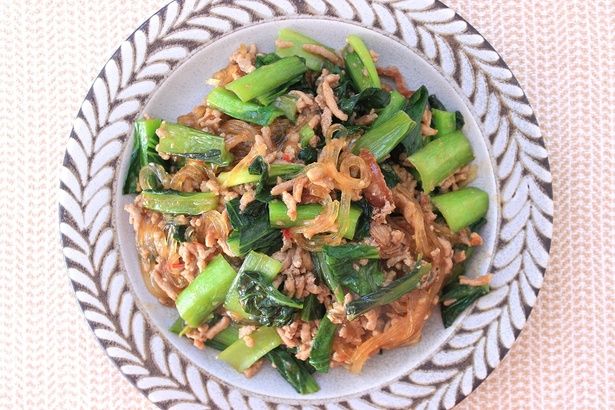 ごはんにかけてもおいしい！「小松菜たっぷり麻婆春雨」 （C）KADOKAWA