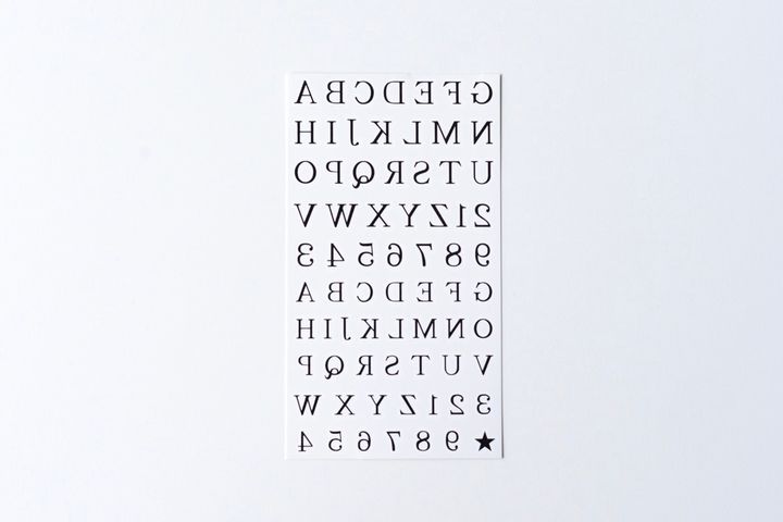 タトゥーシールは100均で売ってる？【セリア・ダイソー】使い方も解説