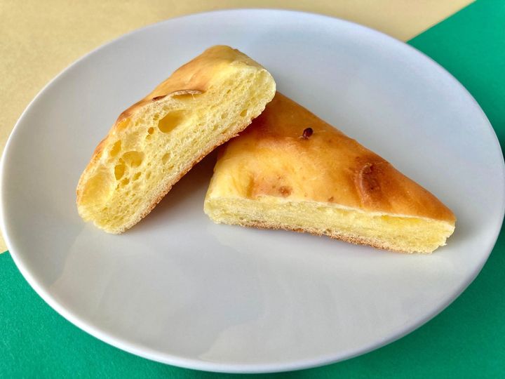 温め推奨！？もちもち食感がたまらん！【ローソン】コスパも魅力的なチーズパン