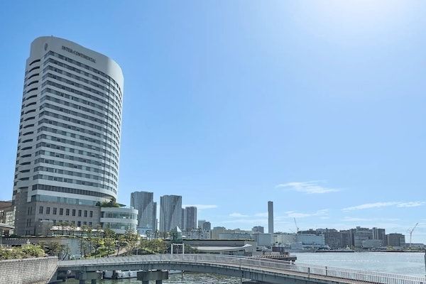 【東京都港区】インターコンチネンタル東京ベイで「ストロベリーブロッサムアフタヌーンティー」を開催