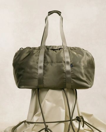 【東京都千代田区】Yosemite Strapが“一点物”をテーマにした、カスタムLeica実機販売とオーダー会開催