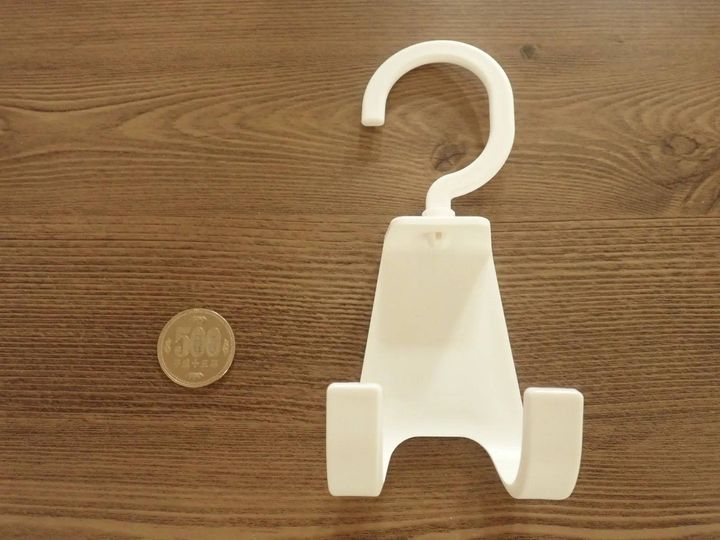 DAISO(ダイソー)：スプレーホルダー