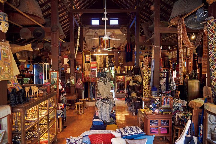 チェンマイ〈パーカヨー〉店内