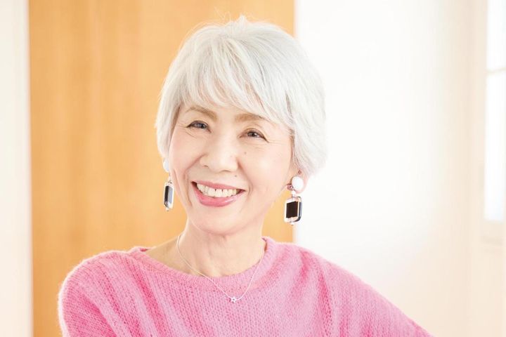 68歳元美容師が教える【グレイヘア】移行期の乗り越え方・おすすめのヘアケアアイテムも！